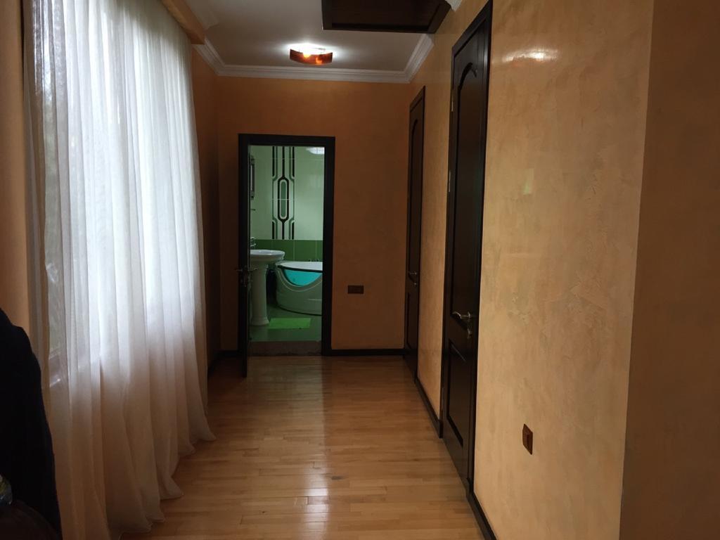 Sister'S Warm Guest House Batumi Ngoại thất bức ảnh