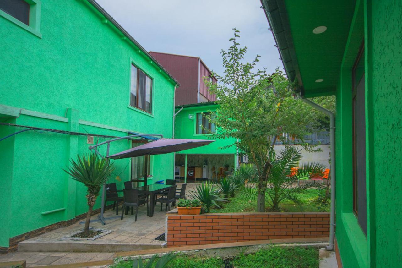 Sister'S Warm Guest House Batumi Ngoại thất bức ảnh
