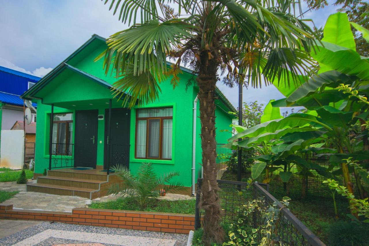 Sister'S Warm Guest House Batumi Ngoại thất bức ảnh